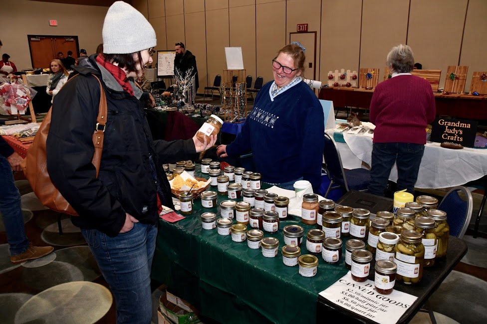 Oshkosh Farmers Market Bazaar Oshkosh Herald